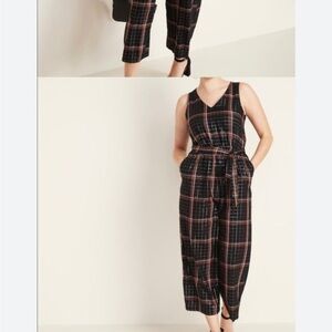 Lovely chequered jumpsuit with fine metallic thread